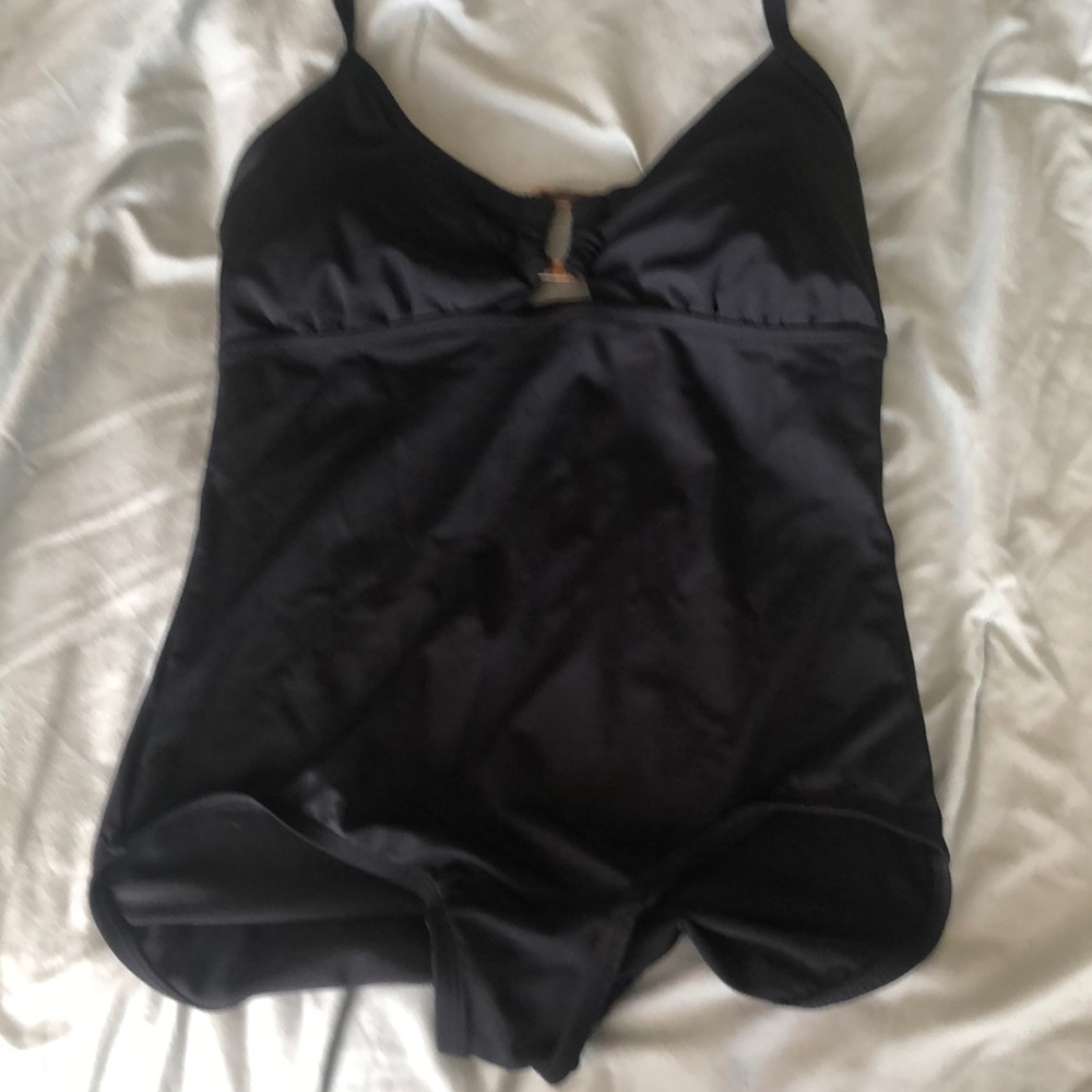 Never worn super cute